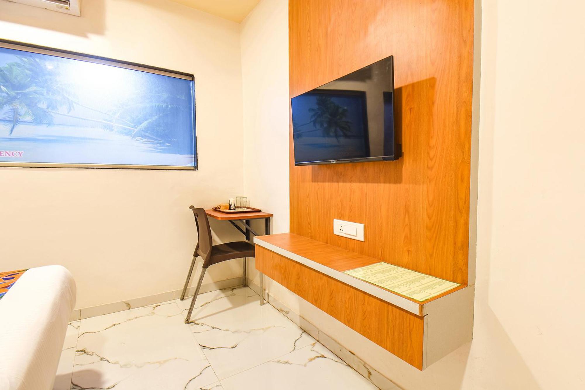 Fabhotel Prime Kharadi Residency - Nr Lohgaon Пюн Екстериор снимка