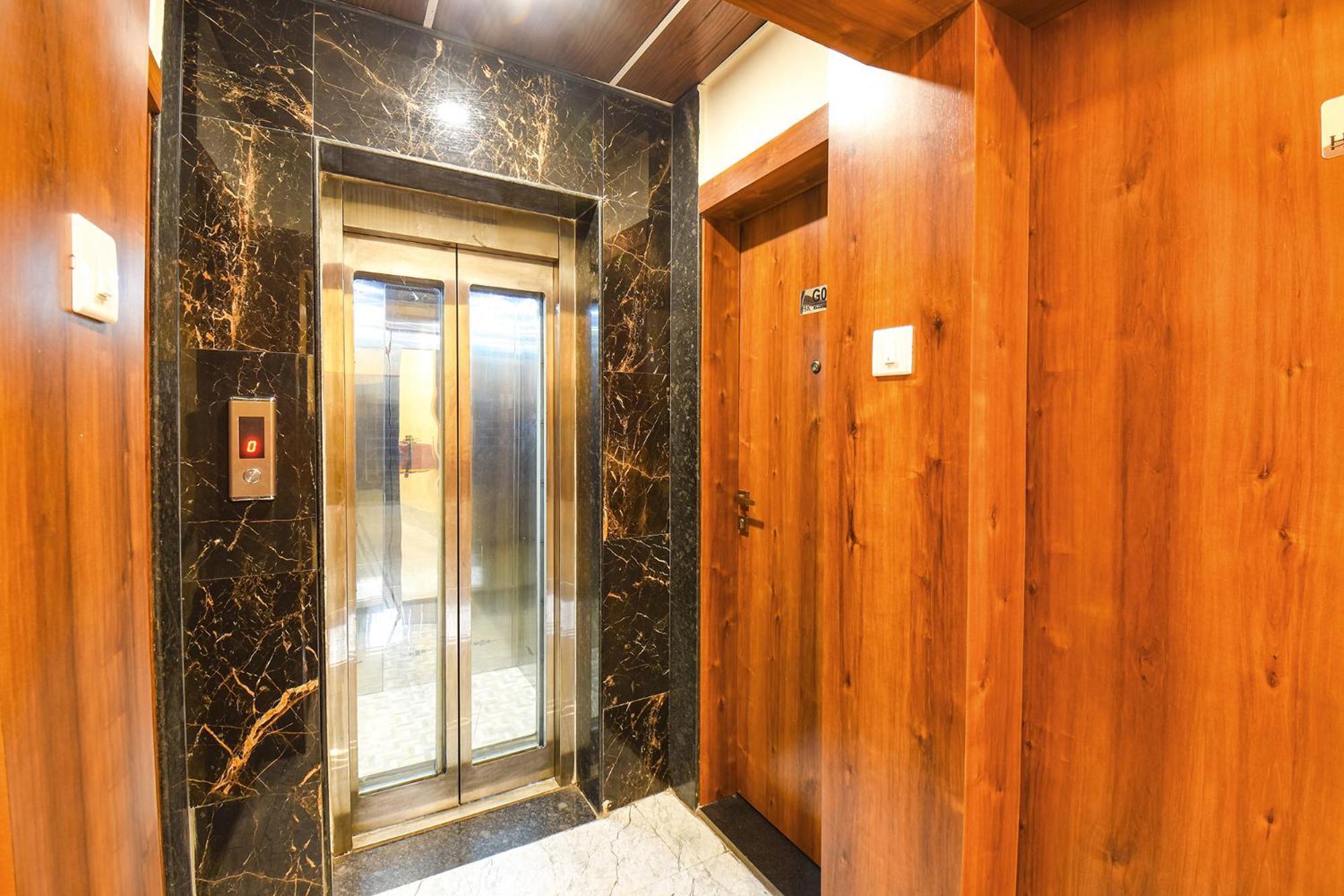 Fabhotel Prime Kharadi Residency - Nr Lohgaon Пюн Екстериор снимка