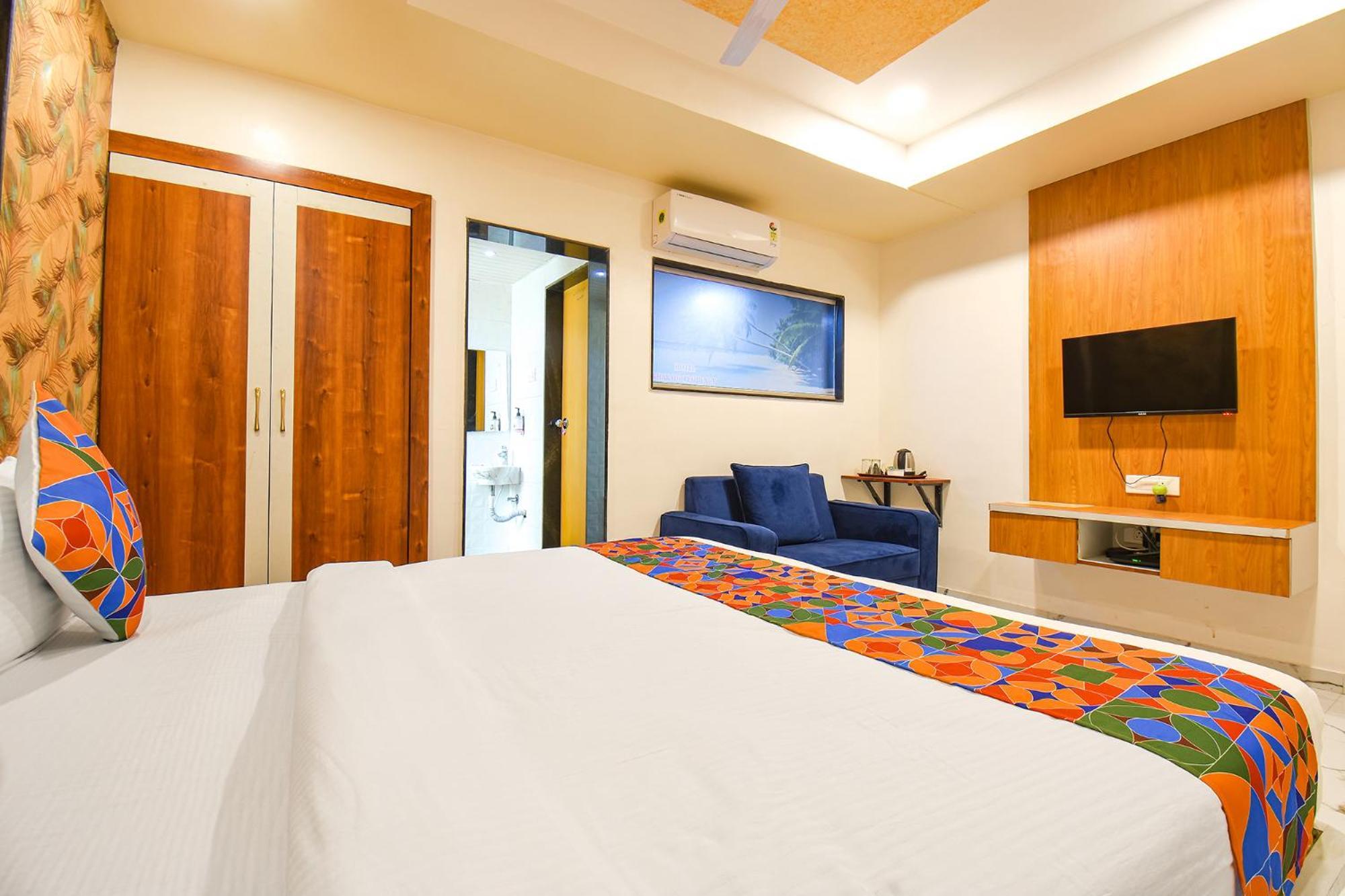 Fabhotel Prime Kharadi Residency - Nr Lohgaon Пюн Екстериор снимка