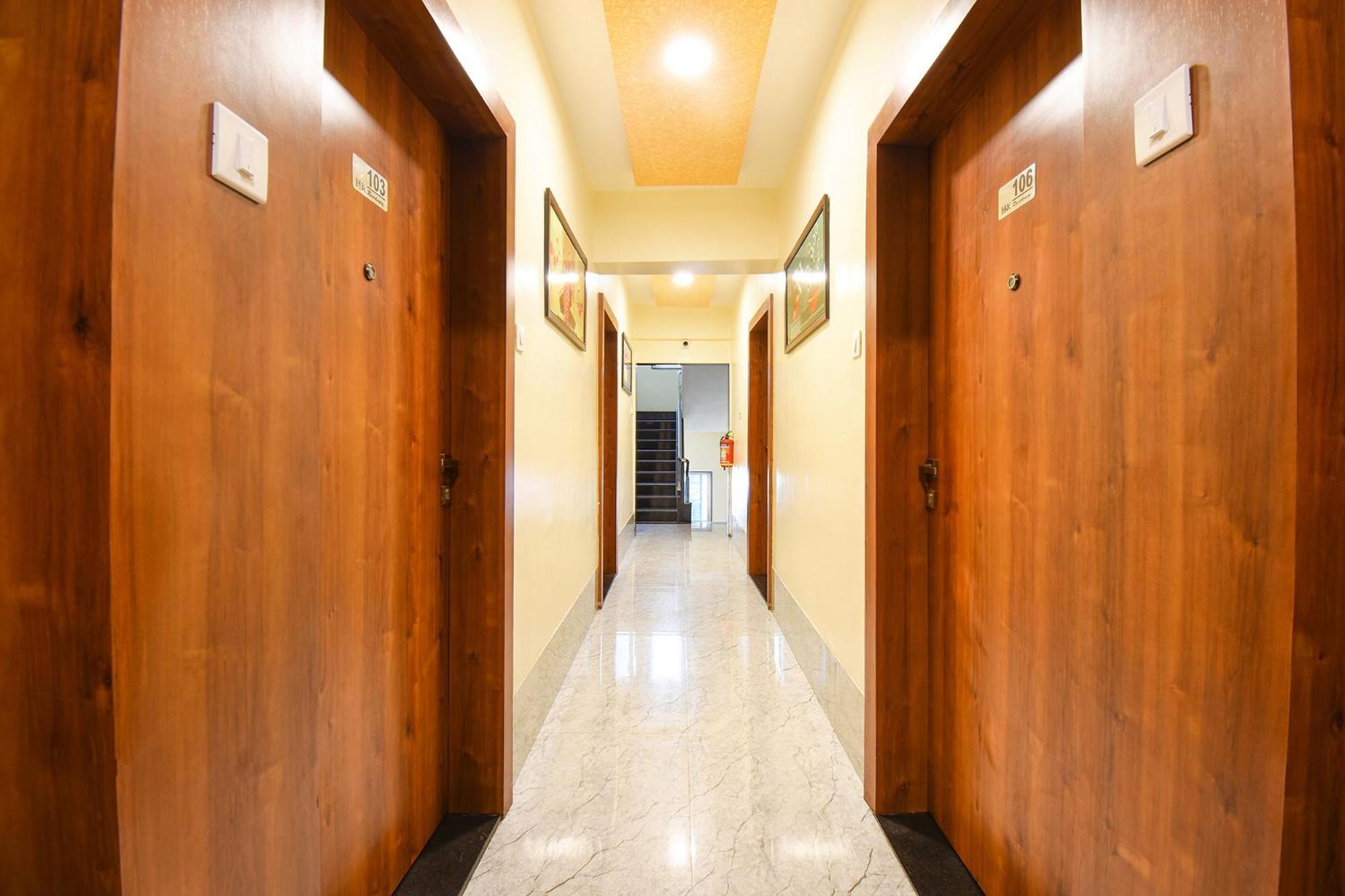 Fabhotel Prime Kharadi Residency - Nr Lohgaon Пюн Екстериор снимка