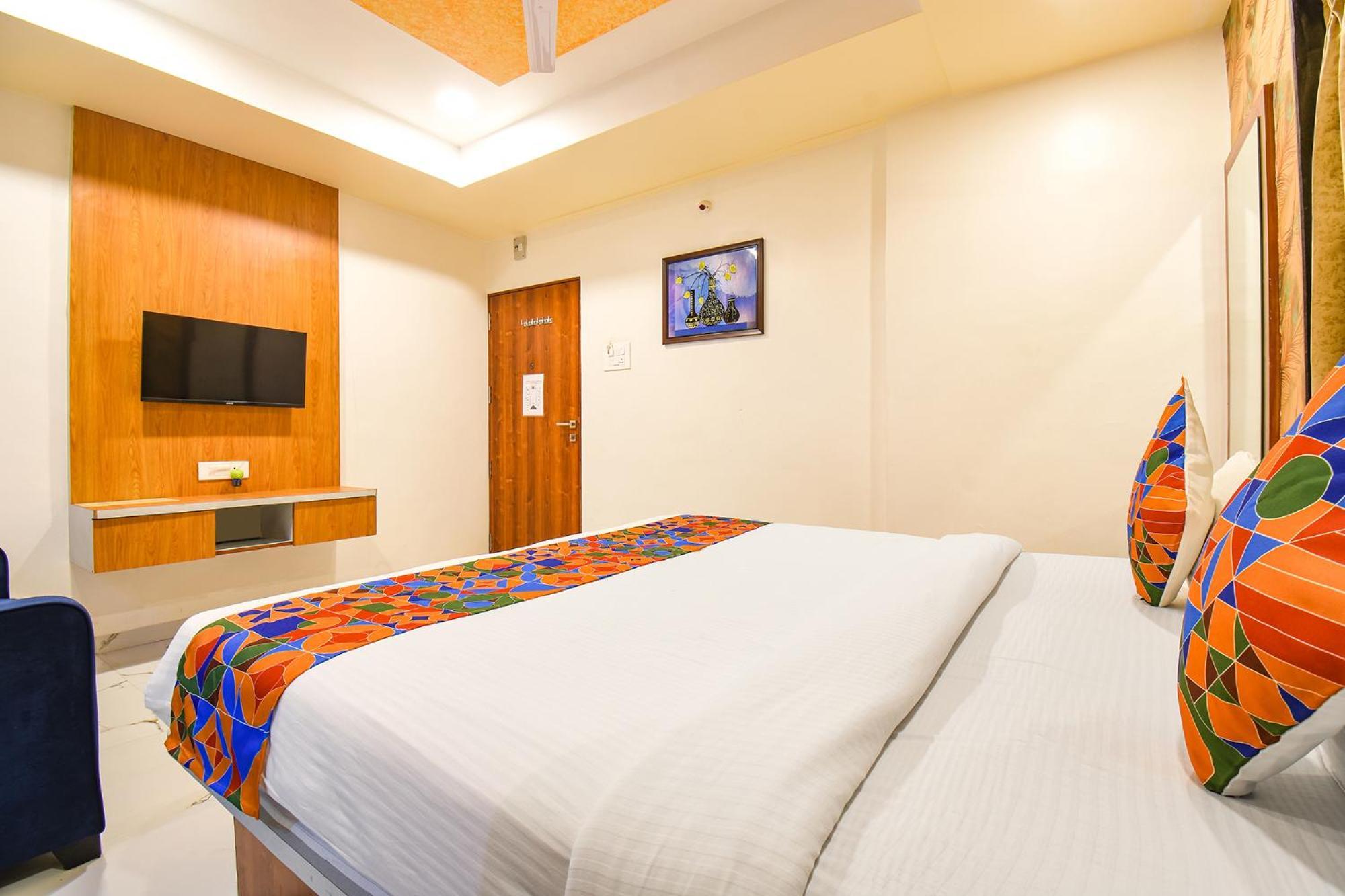 Fabhotel Prime Kharadi Residency - Nr Lohgaon Пюн Екстериор снимка